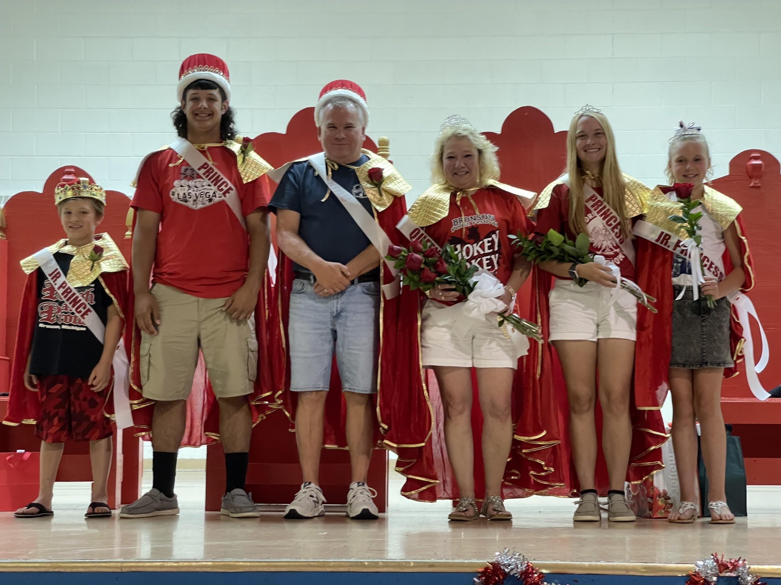 WITH VIDEO: Royalty crowned on opening night of Bronson Polish Festival - Vimarsana News