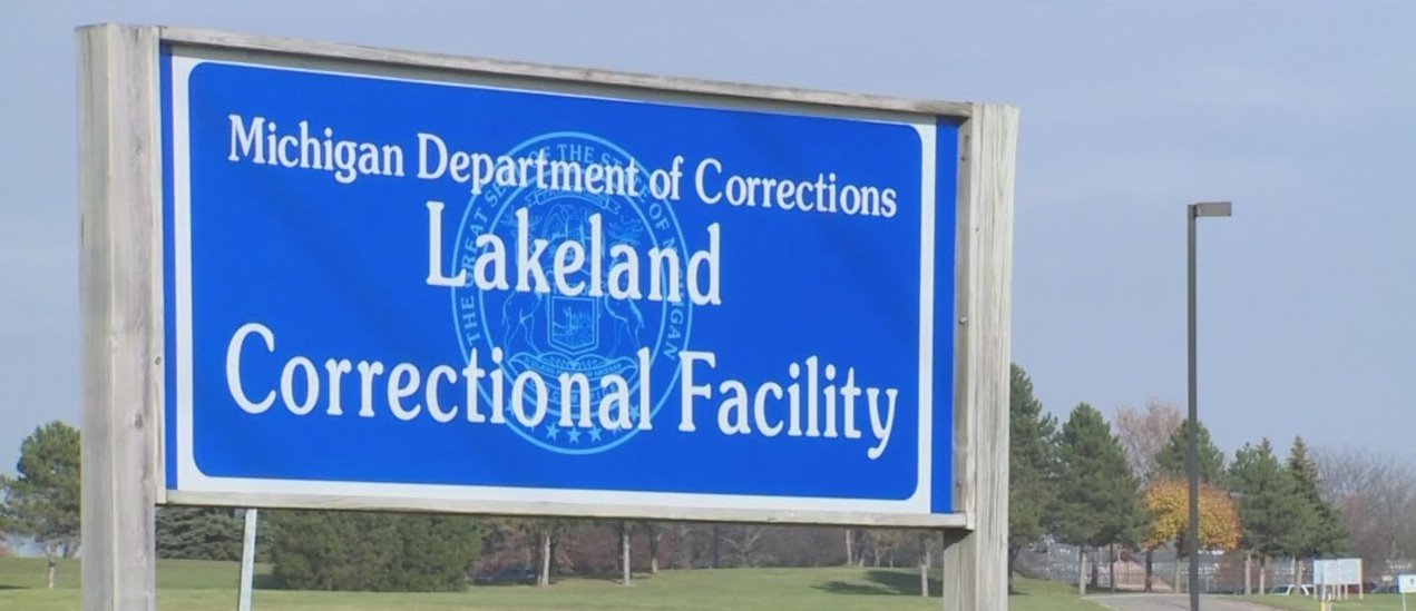 Attorney arrested in contraband smuggling investigation at Lakeland Correctional - Vimarsana News