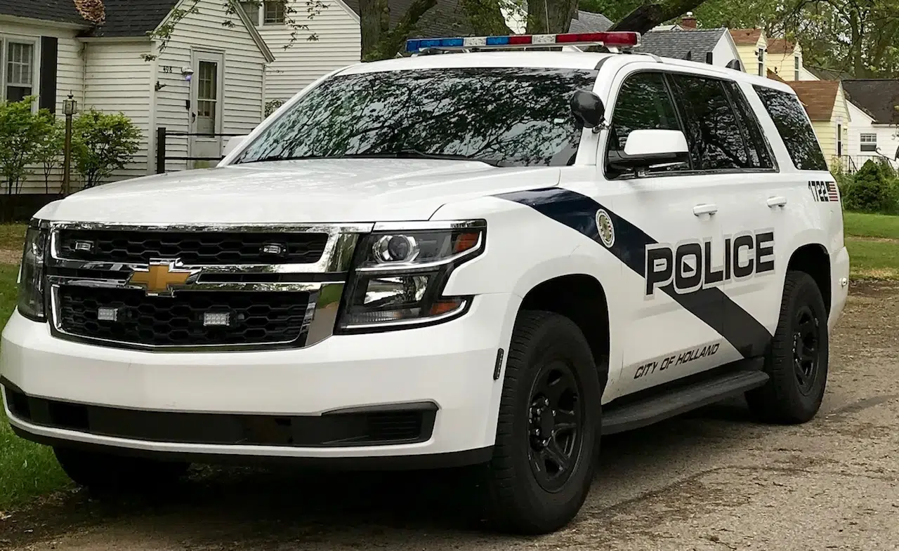 Holland Police Log December 18-21, 2020 | 1450 AM 99.7 FM WHTC | Holland