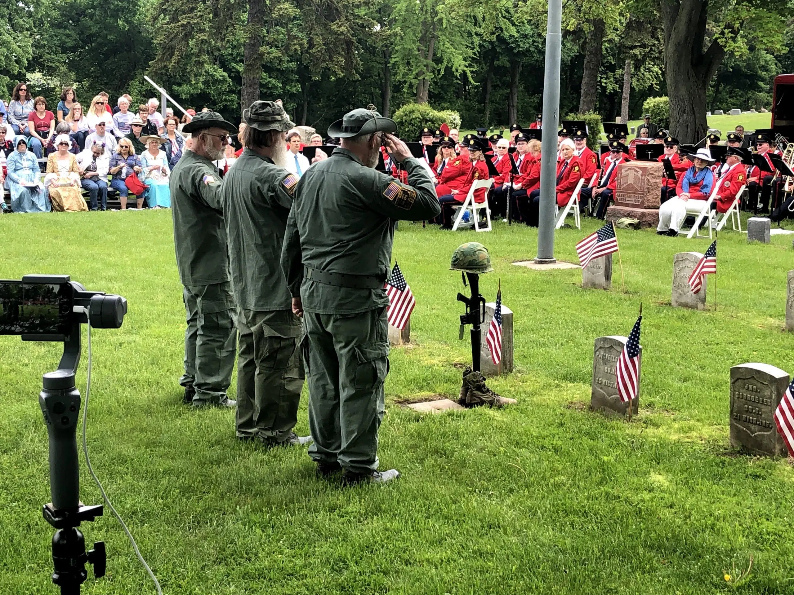 Memorial Day Parades/Services Slated Along Lakeshore 1450 AM 99.7 FM