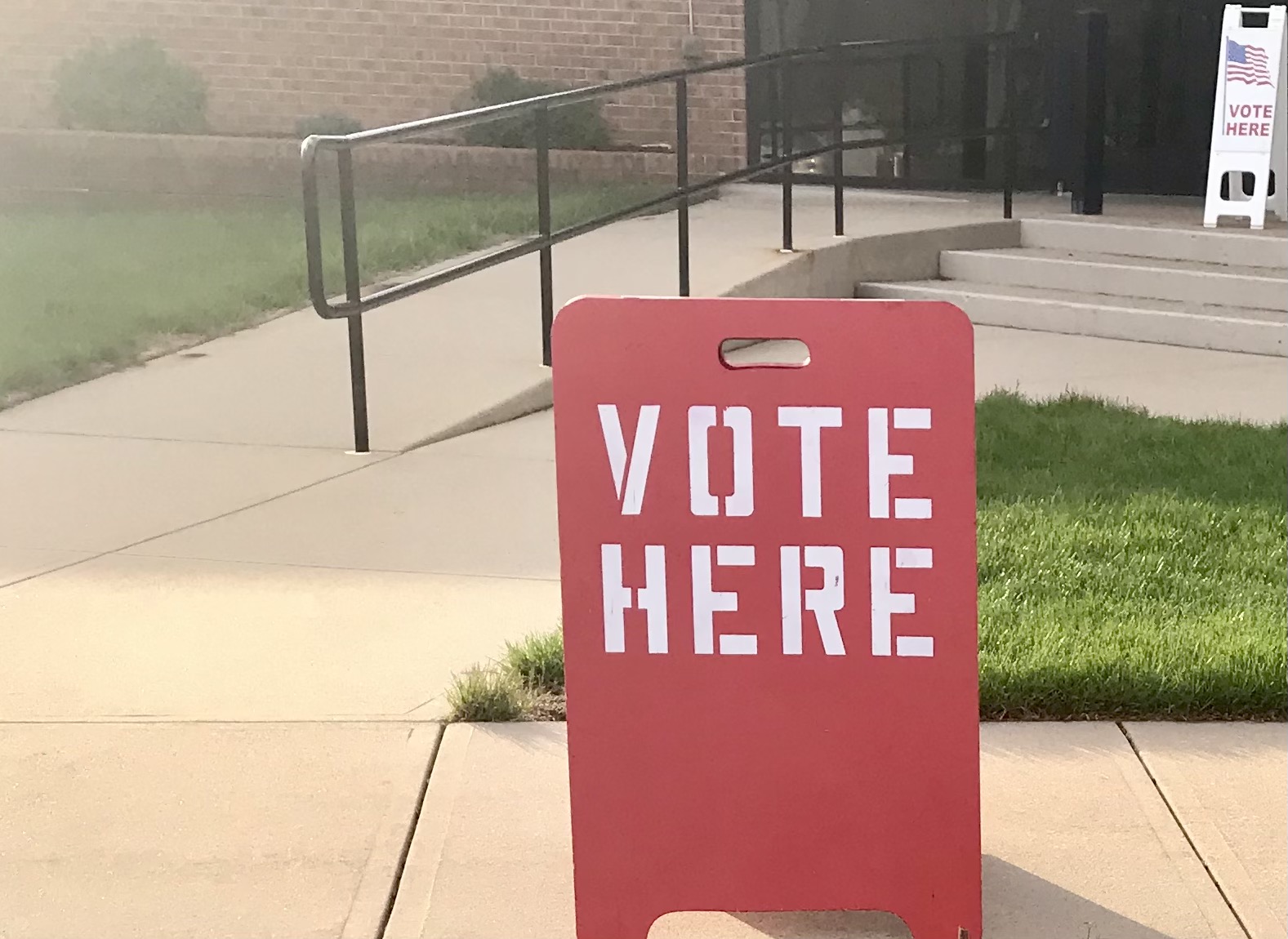 Holland man sues to have Michigan dump voting machines in favor of paper ballots in August - Vimarsana News