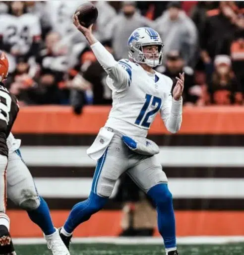 New quarterback, but same result, as Lions fall at Cleveland