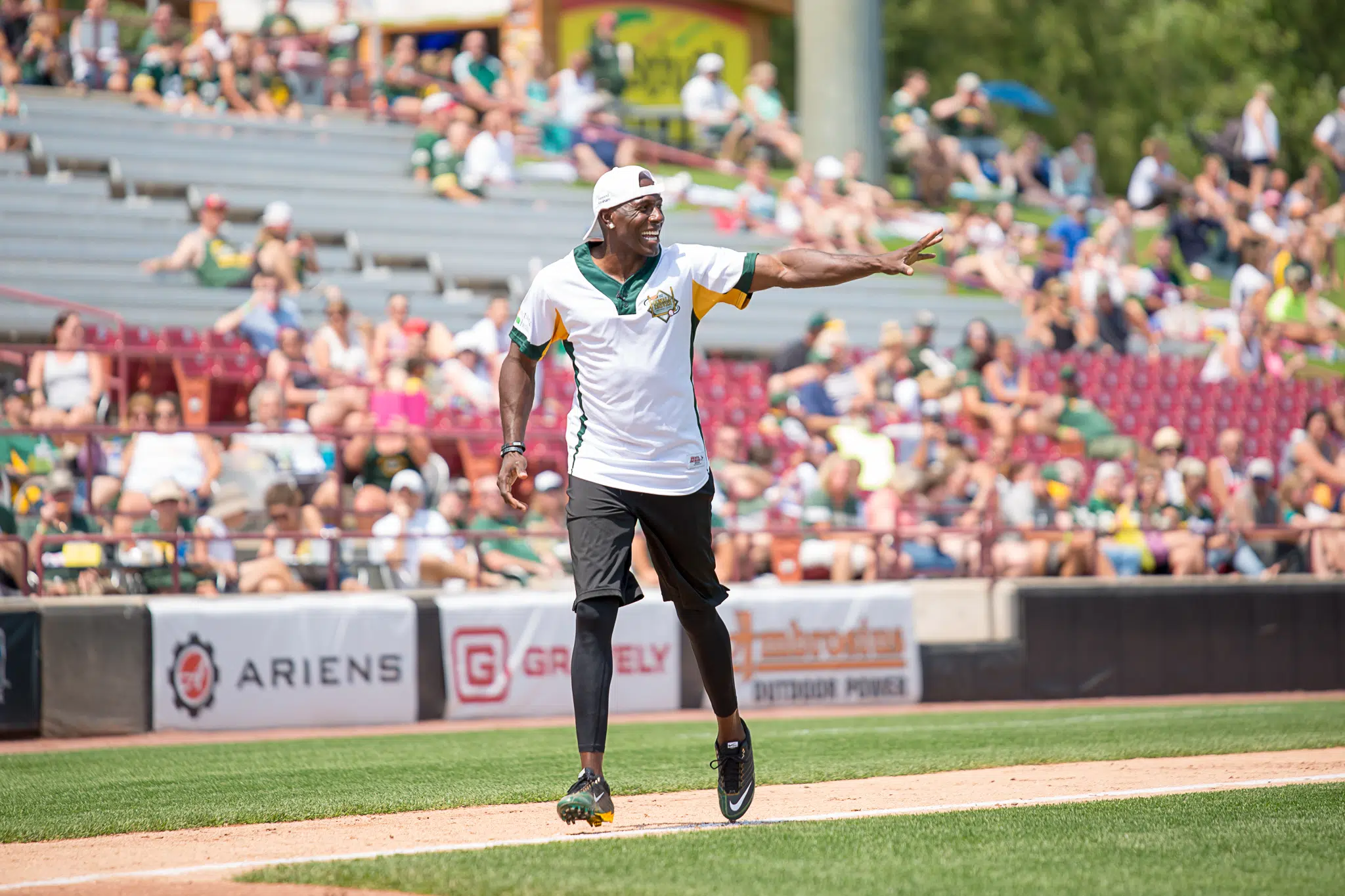 Donald Driver Charity Softball Game 2021 101 WIXX Your Hit Music