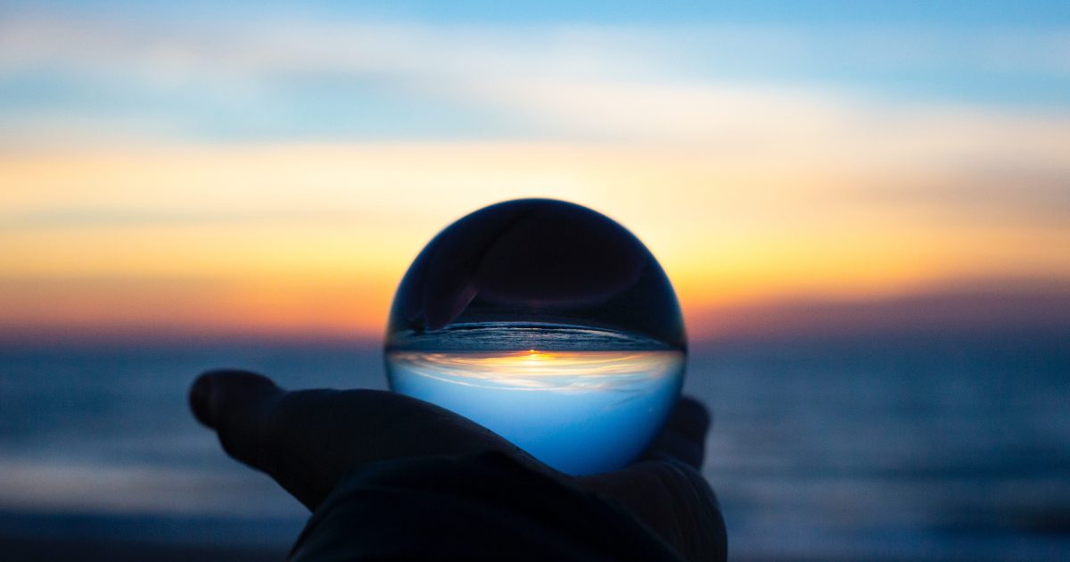 What Will 2050 Look Like? Waterless Kitchens Possibly? (Story/List) - Vimarsana News