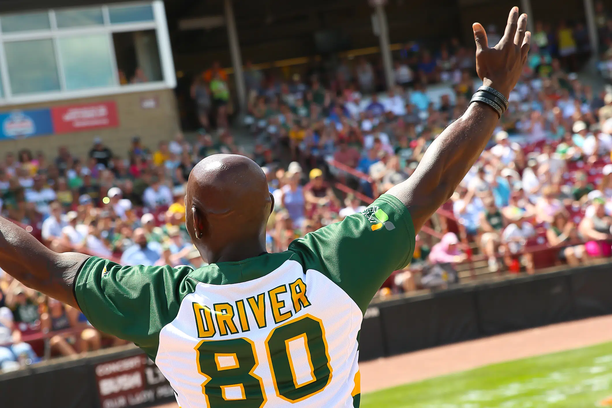 donald driver autographed jersey