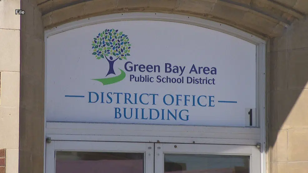 Green Bay School Board to Review Gating Criteria for Holding In-Person