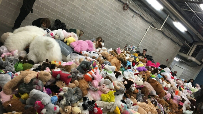 No 'Toss' for Gambler's Teddy Bear Collection | 94.3 Jack FM | Playing What We Want - Vimarsana News