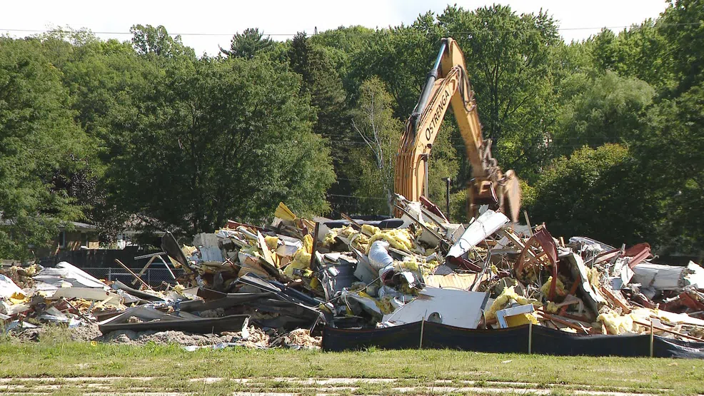 Demolition Begins on Former Green Bay Supper Club WTAQ News Talk 97