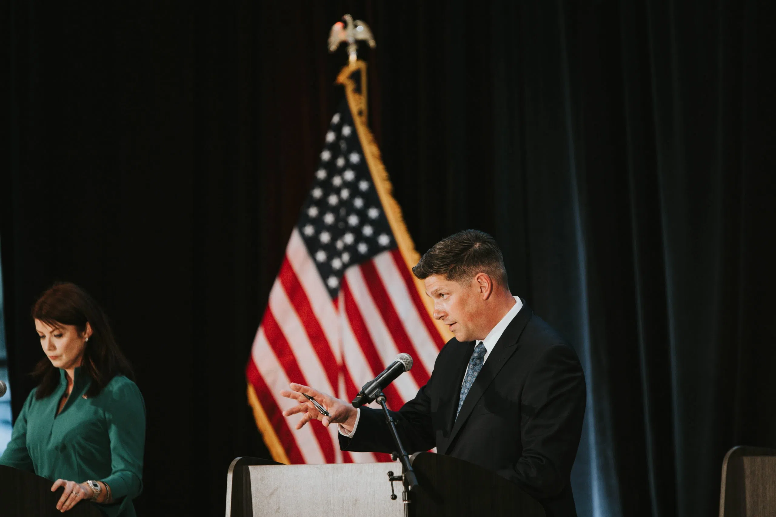 Nicholson Suspending Campaign for Governor 1330 & 101.5 WHBL