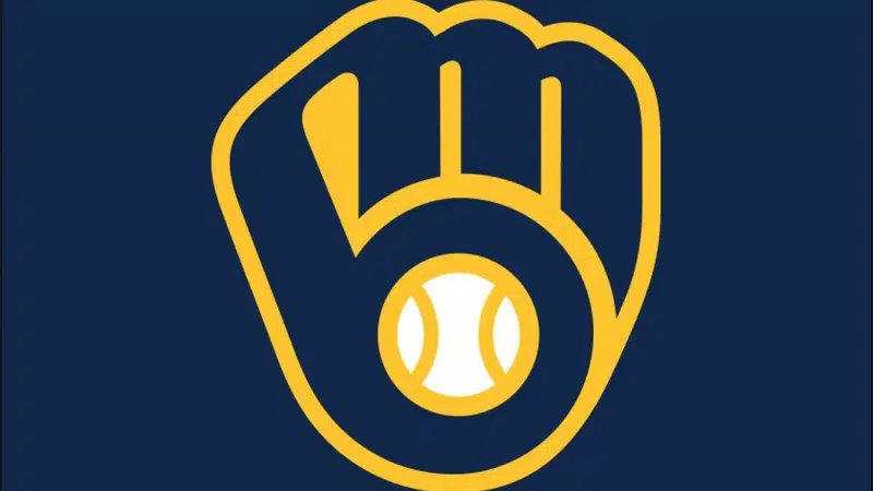 Brewers Take The First Game In NL Central Division Showdown | WTAQ News ...