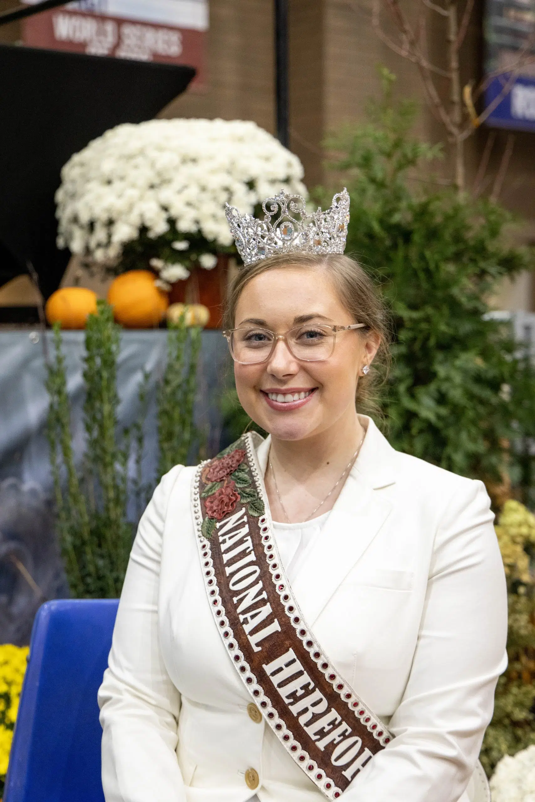 Madison Katzenberger of Monroe, WI is Crowned National Hereford Queen