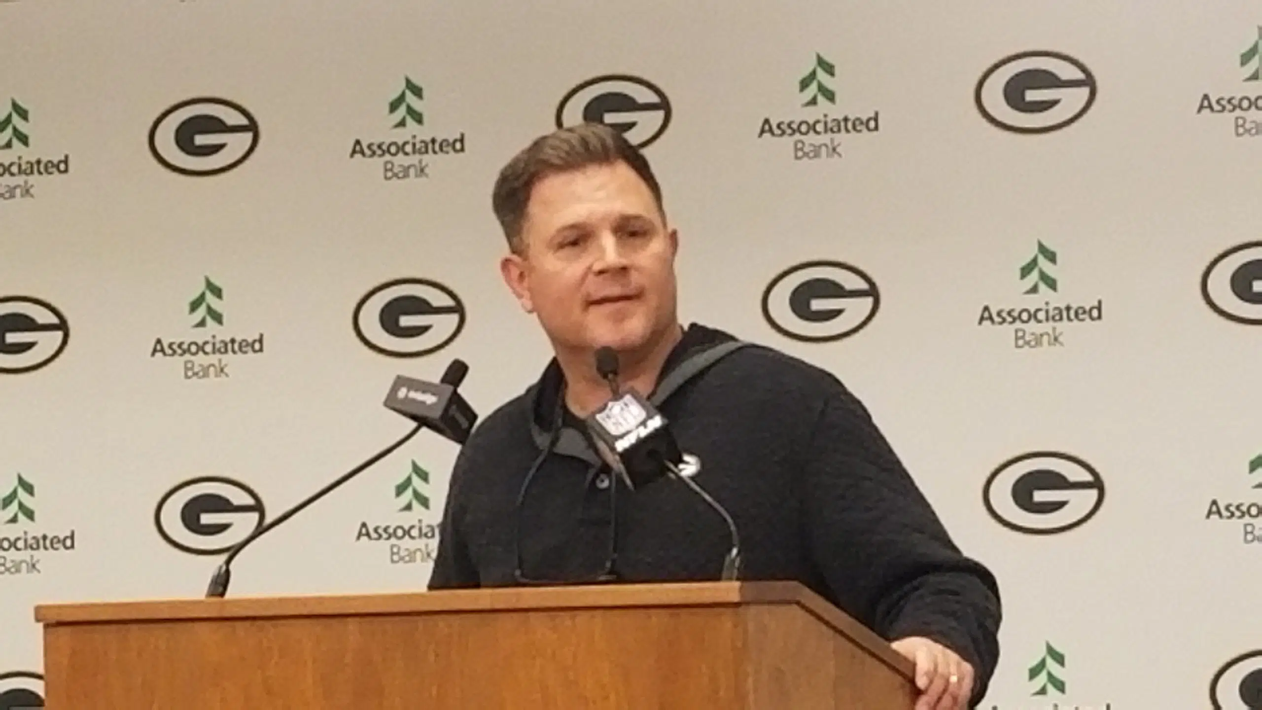 Packers GM, coach want Rodgers back next season