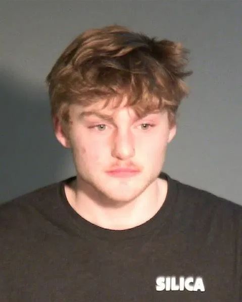 Fond du Lac Suspect who Crashed into Store Pleads Not Guilty - Vimarsana News