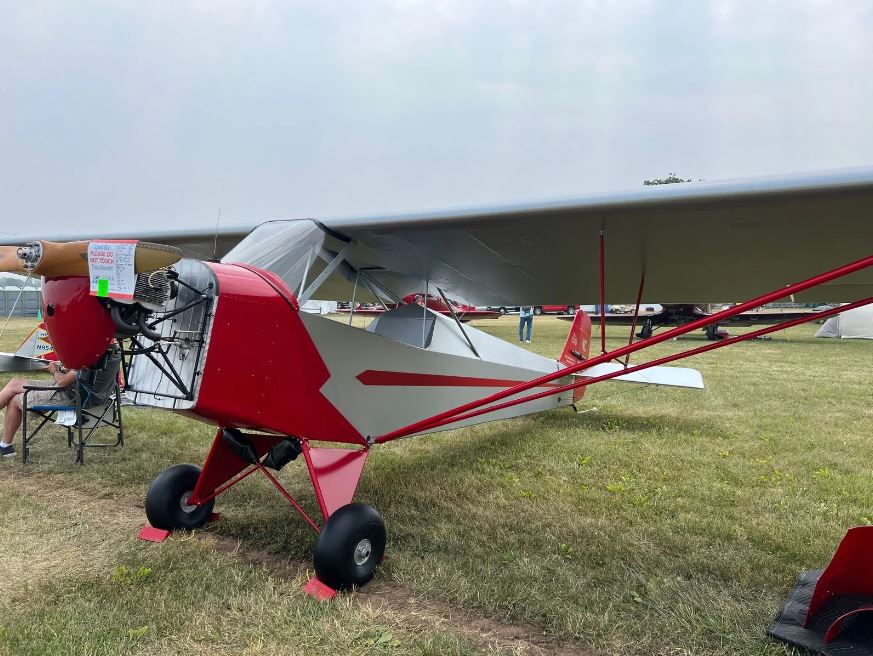 EAA AirVenture Attracts Aviation Schools and Industry Recruiters to Combat Pilot Shortage - Vimarsana News