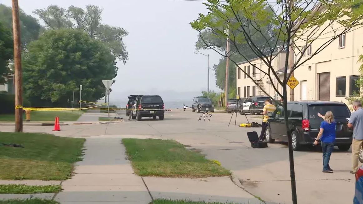 Oshkosh Police Officer Justified in Shooting Armed, Intoxicated Man, says District Attorney - Vimarsana News
