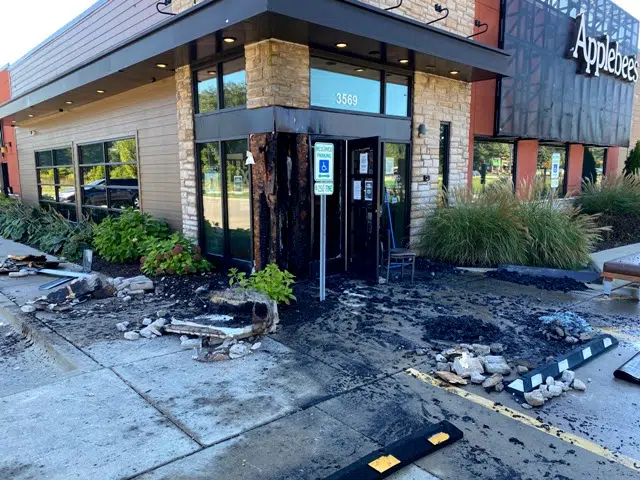 Applebees Dining Room Closed Take-out Available Fire Department Concludes No Foul Play Involved Vermilion County First