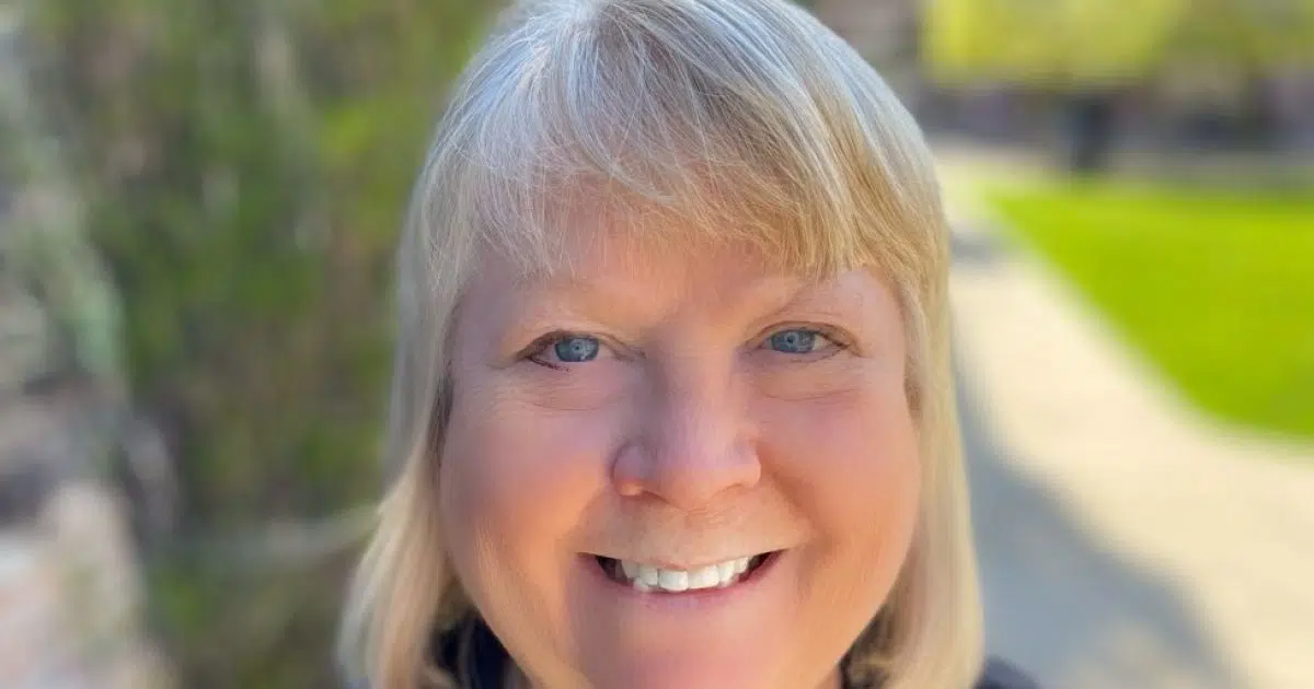 Cathy Moulton Longtime Deputy Recorder Running for Vermilion County