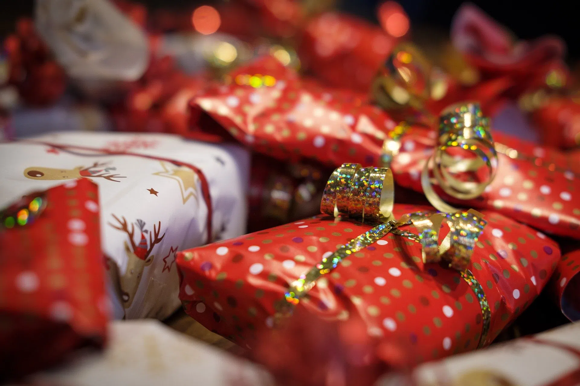 The Average Person Decides If They Like a Christmas Present in 14 Seconds