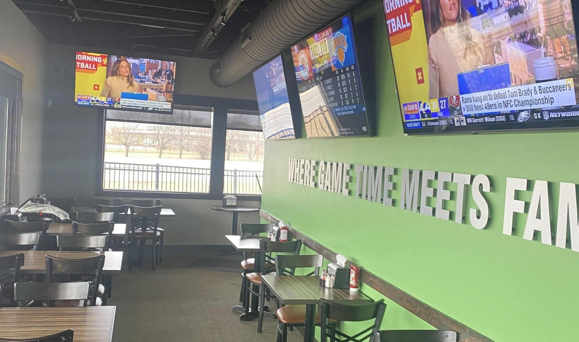 BEEF ‘O’ BRADY’s GRAND OPENING