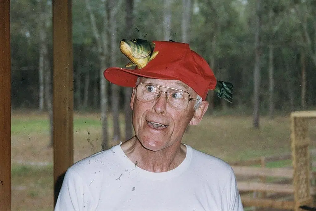 “Grandpa Style” Is In, and People In Their 20s Are Dressing Like Senior Citizens