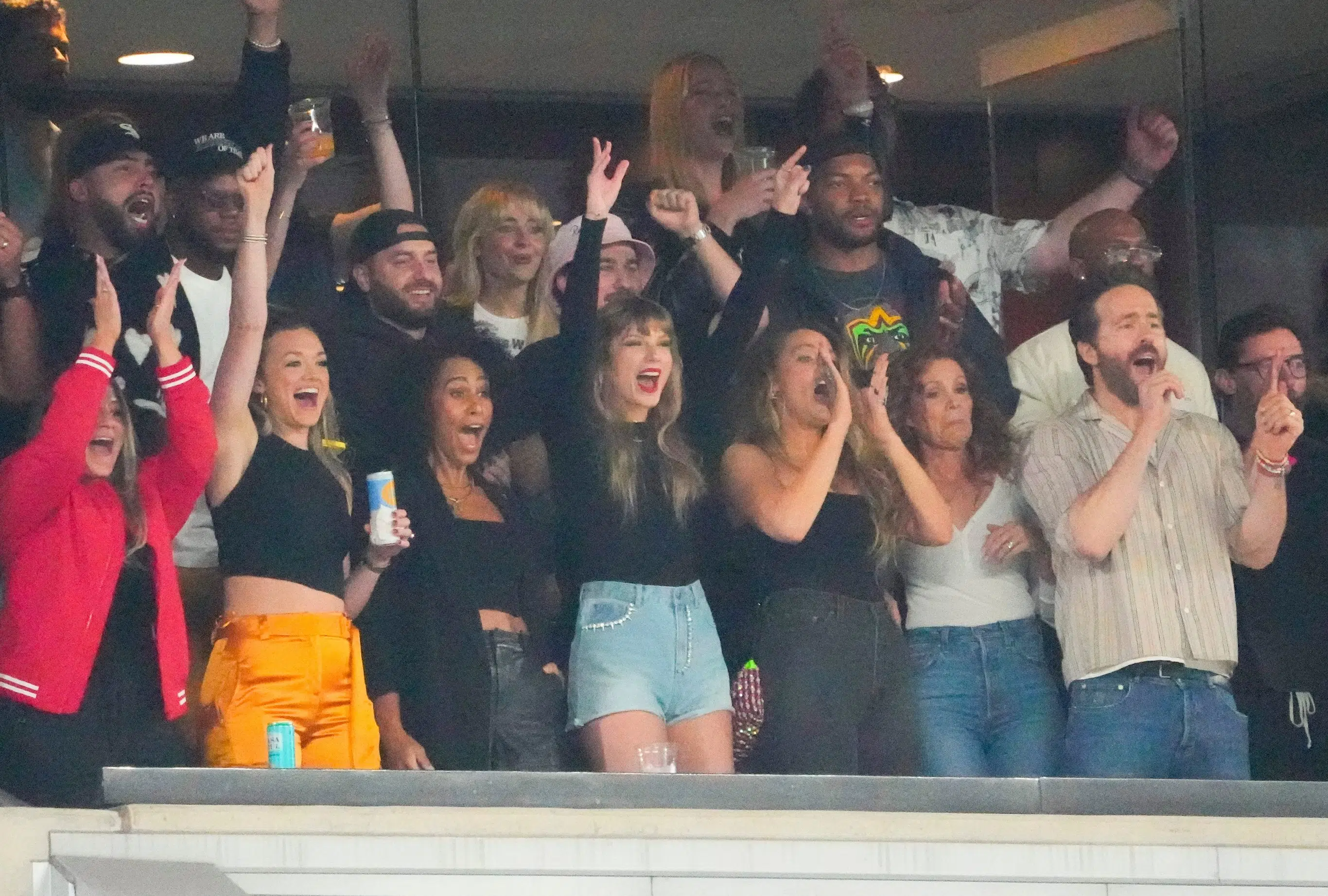 Taylor Swift, Ryan Reynolds, Hugh Jackman Cheer on Chiefs & Travis