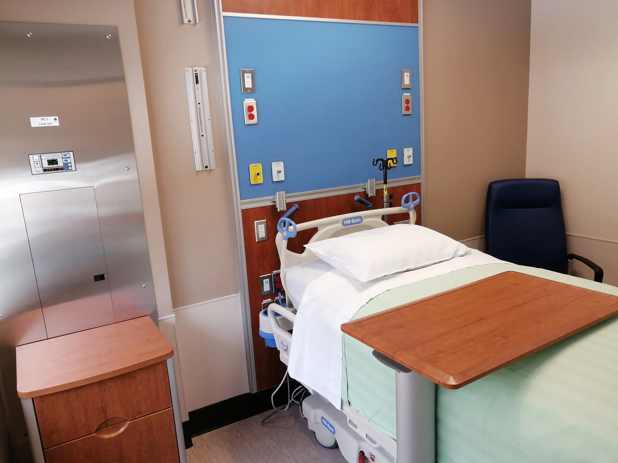 renovated-new-level-2-icu-opens-country-105