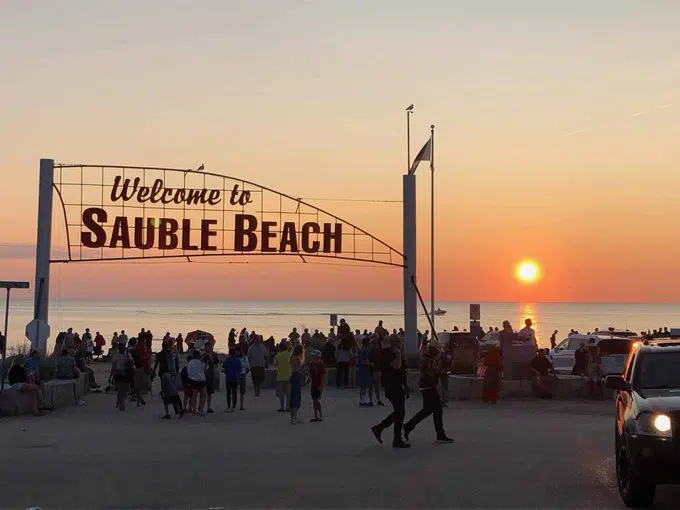 Town Says Paid Parking Will Continue At Sauble Beach This Summer