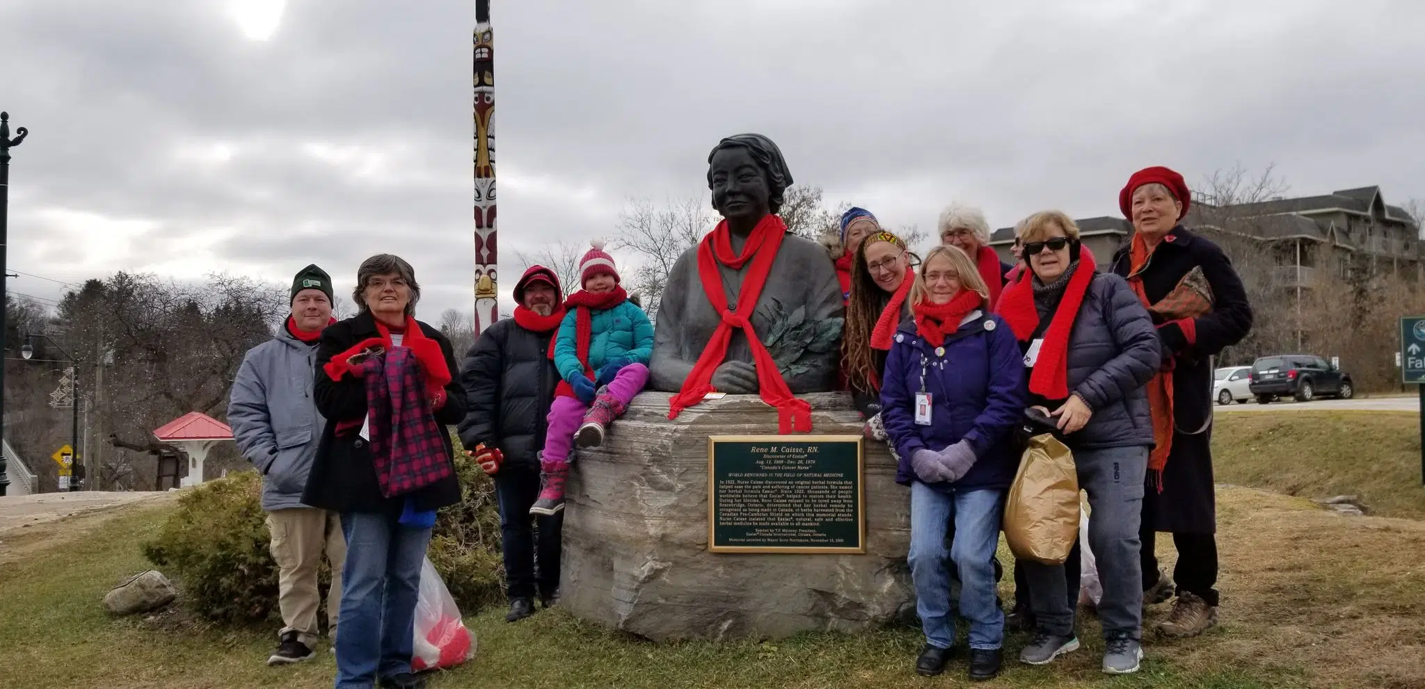 Red Scarf Campaign Spreads Awareness of HIV/AIDS in Muskoka