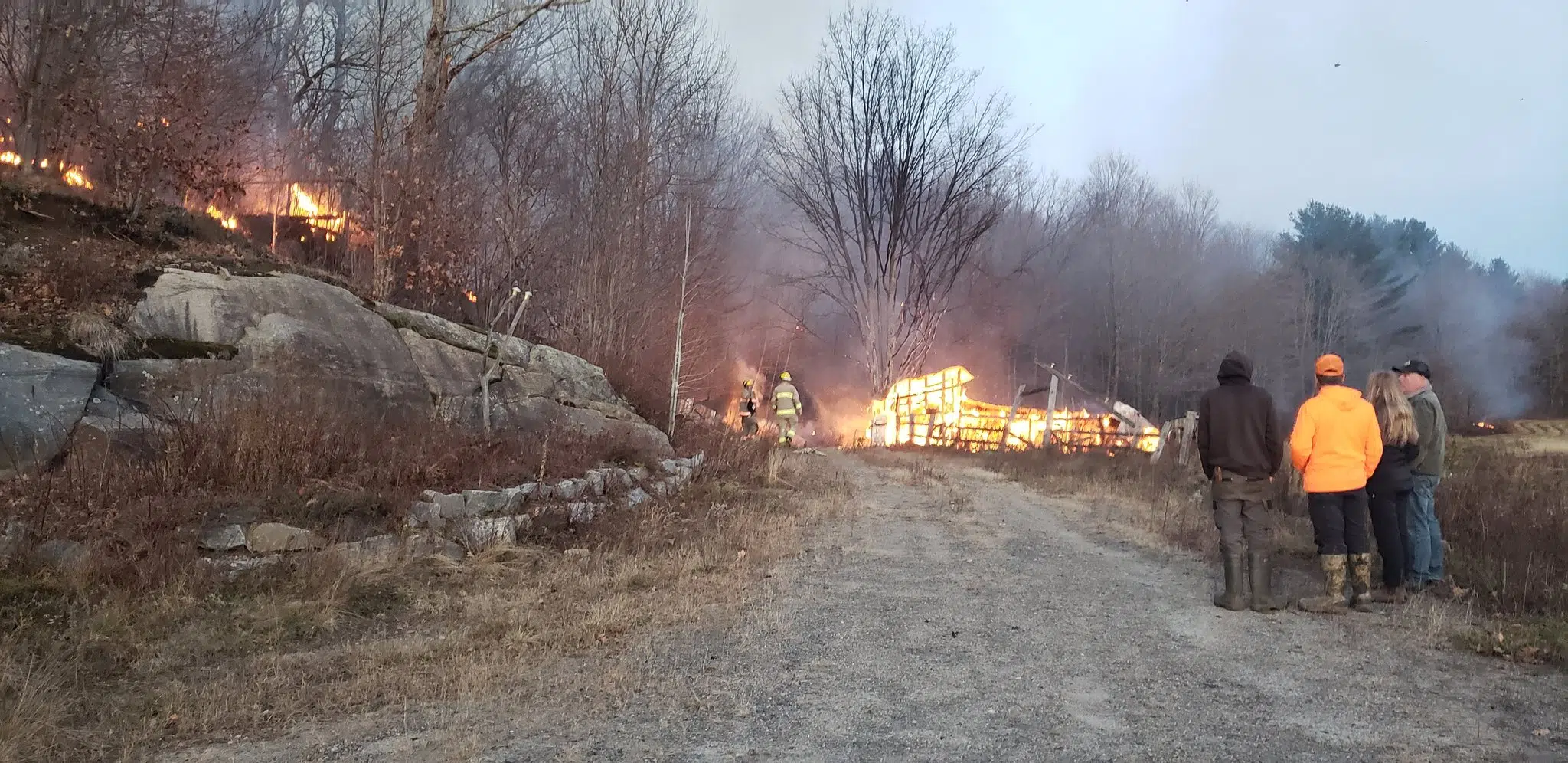 Fire Burns Building, Spreads to Woods In Muskoka Lakes