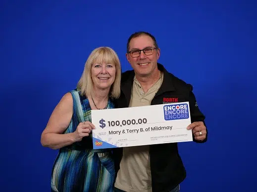 Mildmay Couple Wins $100,000 Playing The Lottery