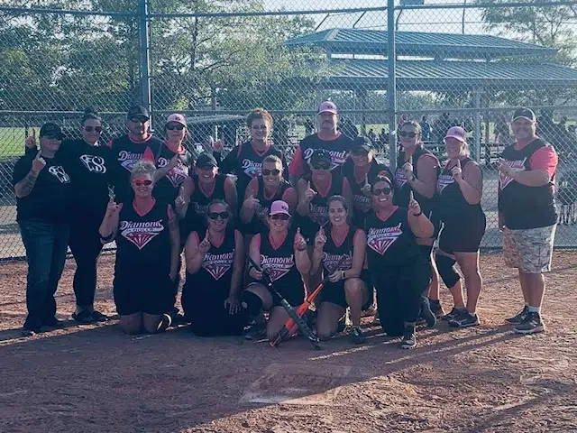 Owen Sound Slo-Pitch Team Excels At Provincials