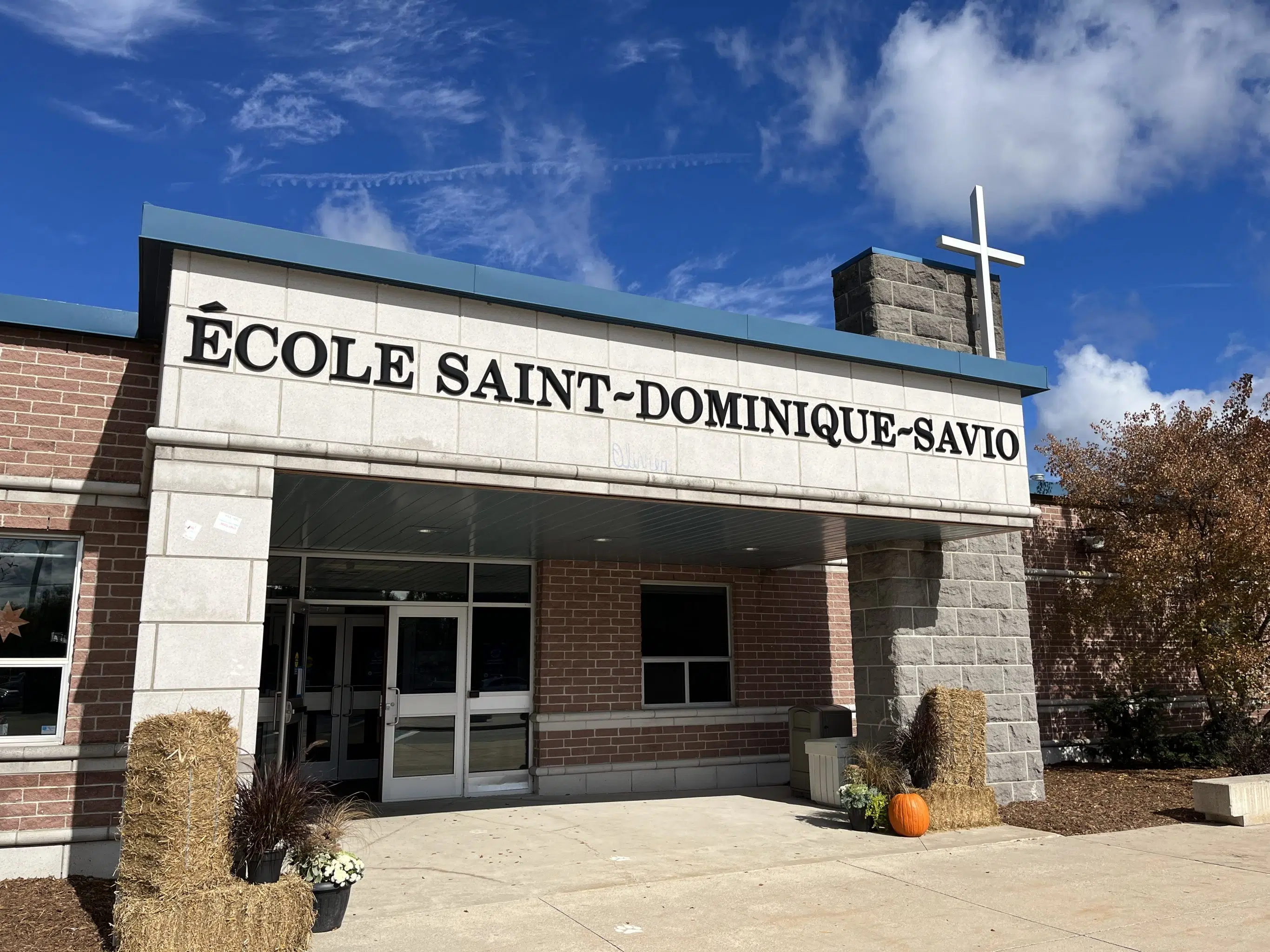 École Catholique Saint-Dominique-Savio Marks 25 Years