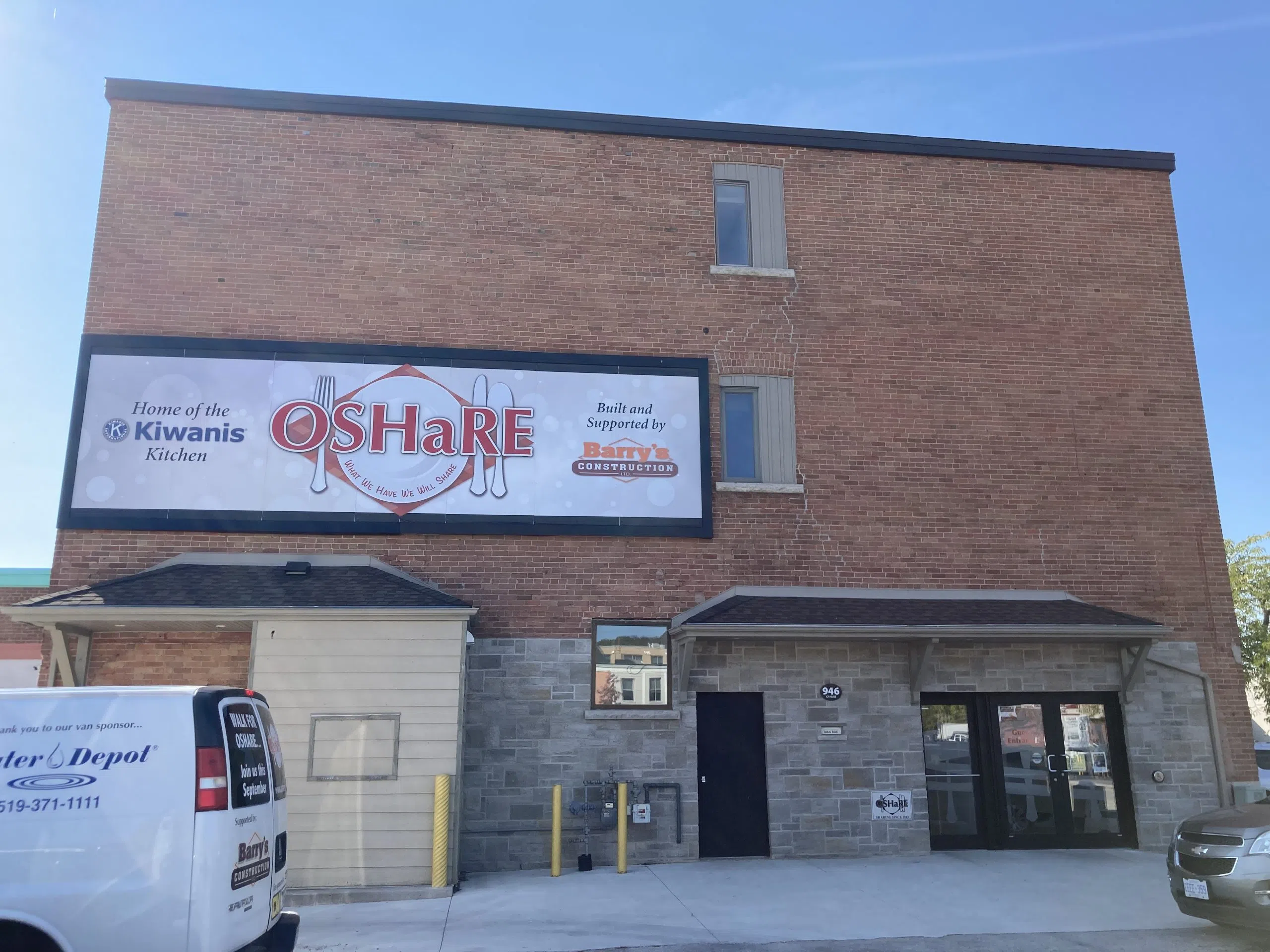 OSHaRE Hosts Thanksgiving Meals Bayshore Broadcasting News Centre