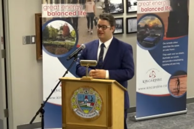 Kincardine Council Supports Spruce The Bruce Relief To Businesses That Were Vandalized - Vimarsana News