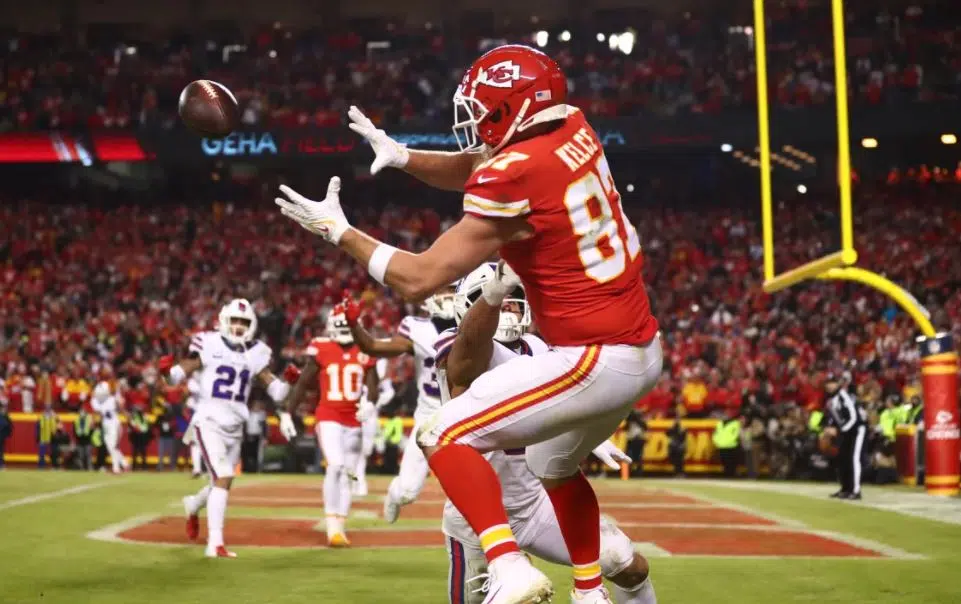 Chiefs Knock off Bills in Overtime to Advance to the AFC