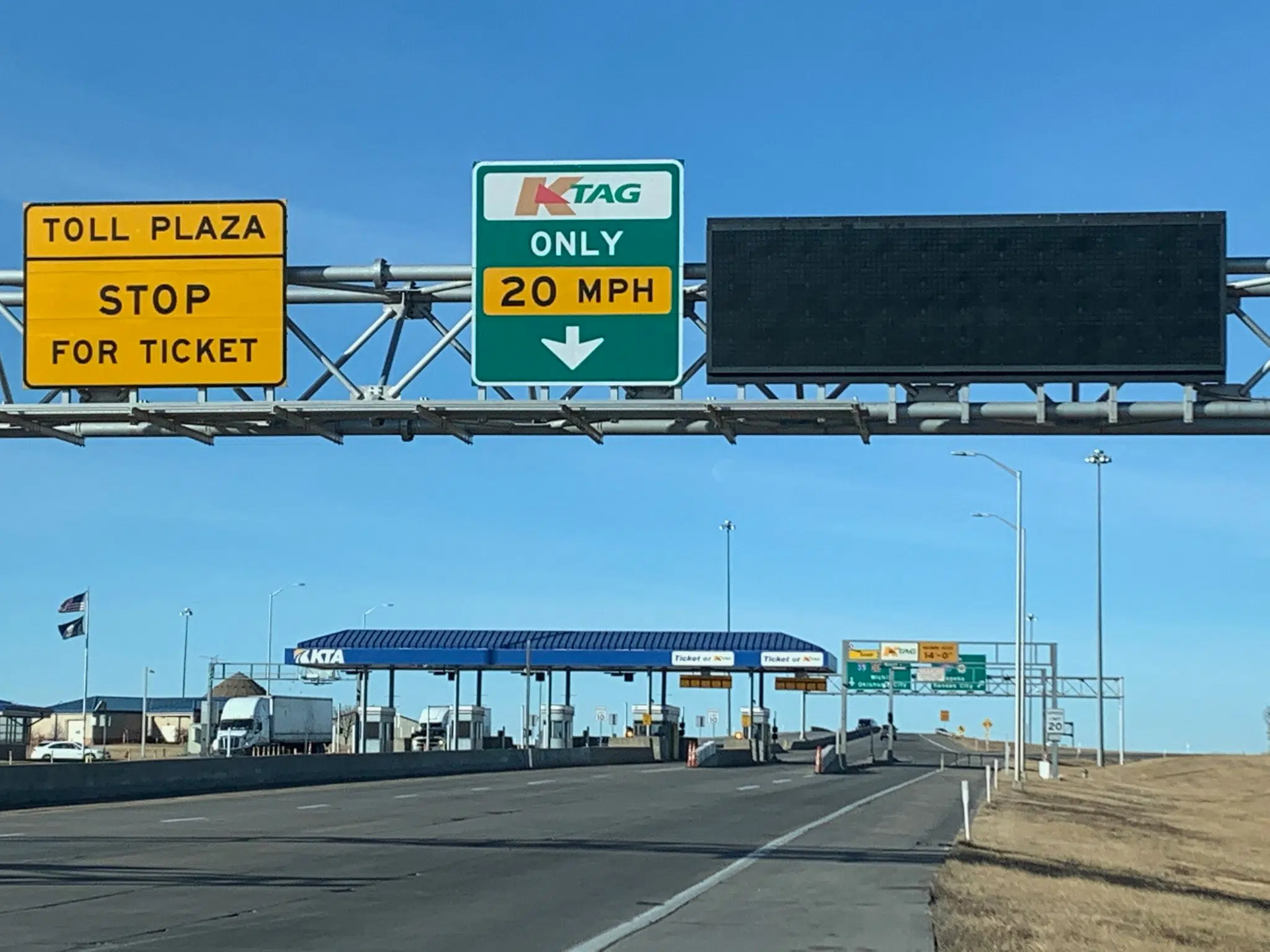 Kansas Turnpike Authority reports solid financial year as work