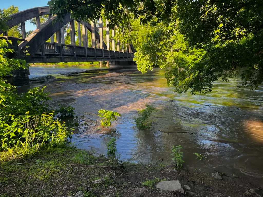 WEATHER Cottonwood at Emporia, Neosho at Neosho Rapids now in flood