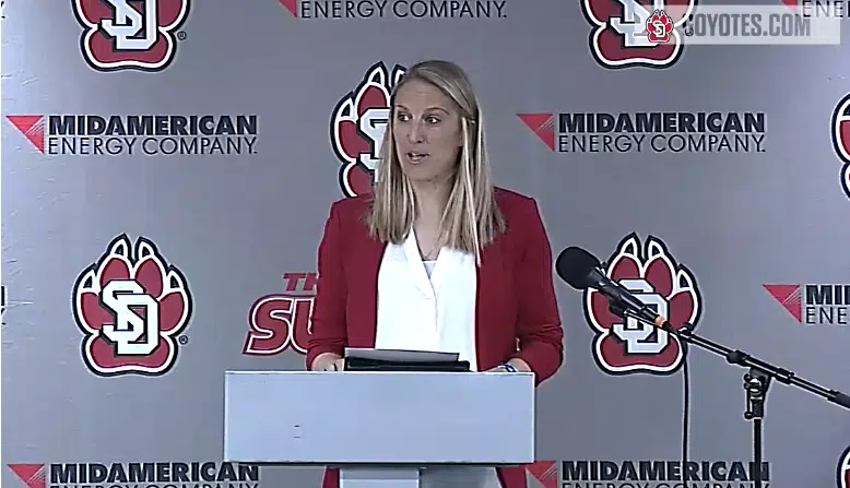 Meet USD's new women's basketball coach, Kayla Karius | KELO-AM