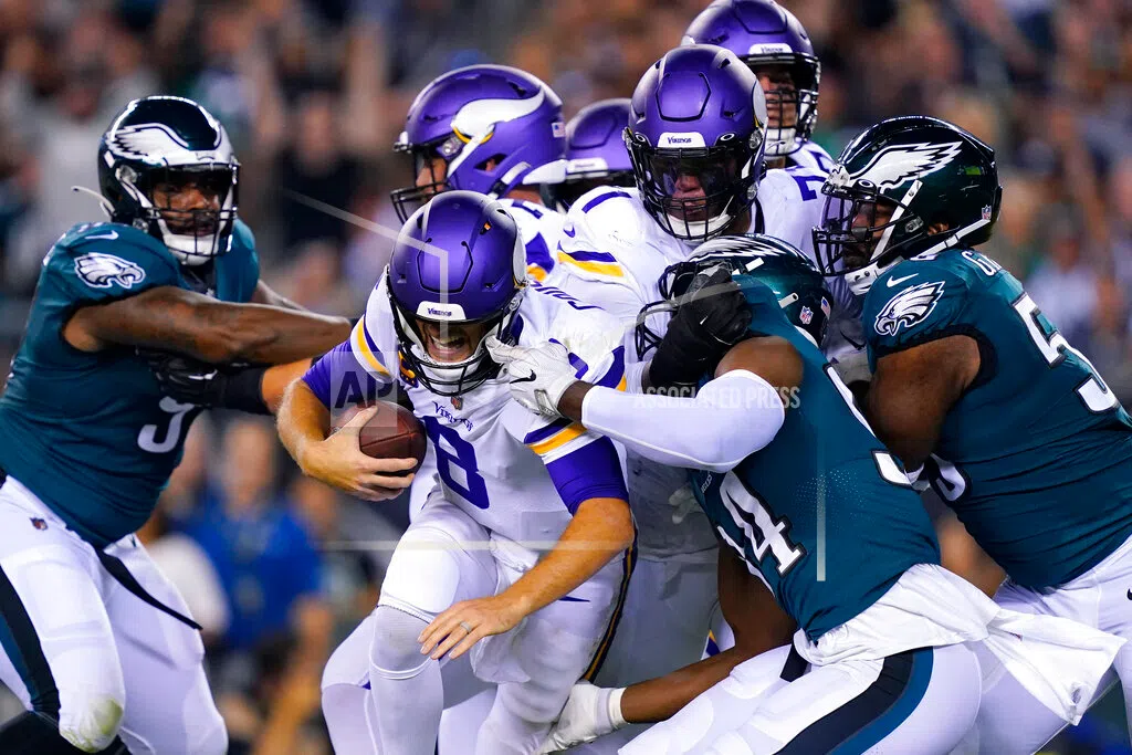 Cousins, Jefferson head Vikings' stumble in loss to Eagles - The