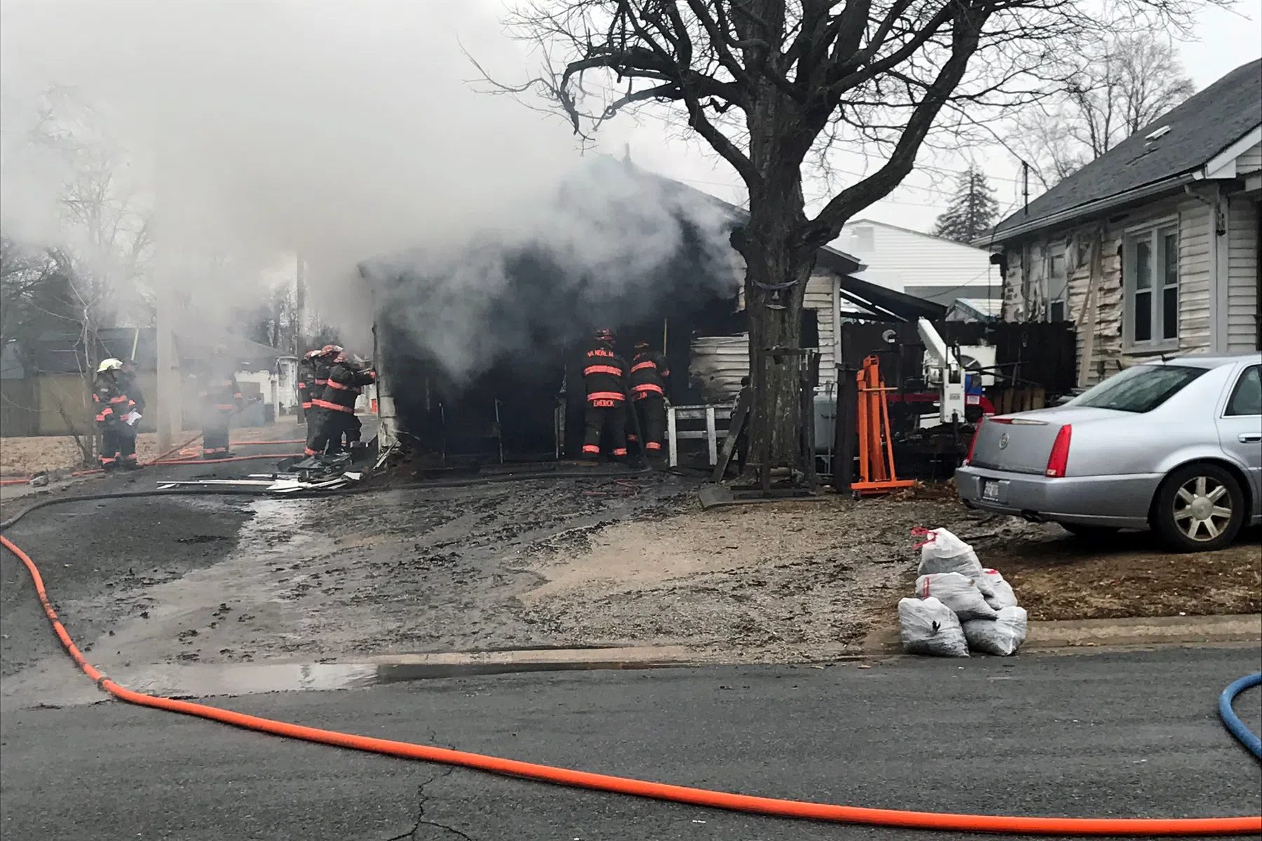 Vandalia Fire Dept handles Garage Fire on Thursday Vandalia Radio