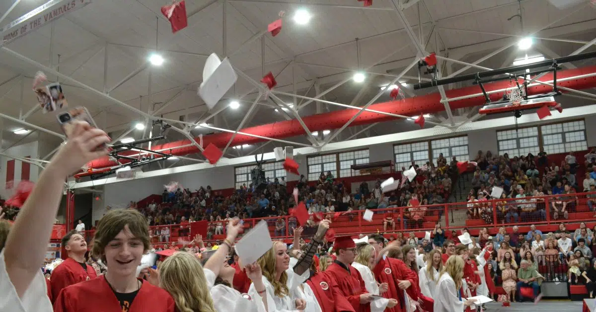 Vandalia High School Graduation Pictures And Information 