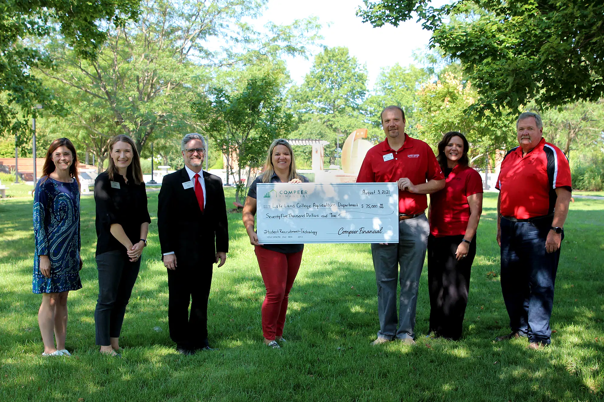 Lake Land College receives Compeer Financial Grant