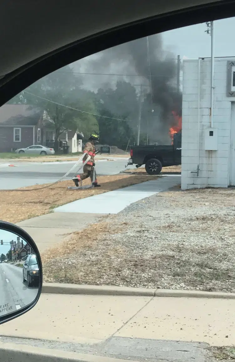 Effingham Fire Department Battles Vehicle Fire Effingham Radio