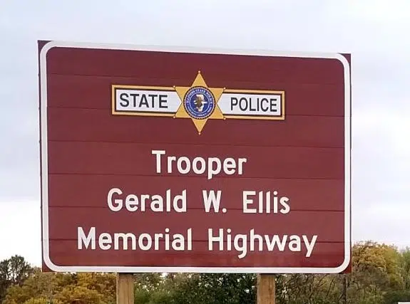 Highway Dedicated In Honor Of Fallen Isp Trooper Gerald W Ellis Effingham Radio 4550
