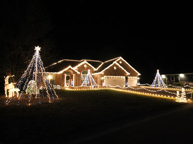 Holiday Lights & Festive Sights Winners Announced Effingham Radio