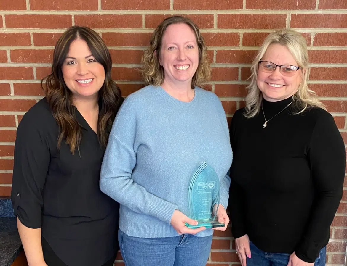 Sara Jennings Awarded United Way Champion Of The Year | Effingham Radio