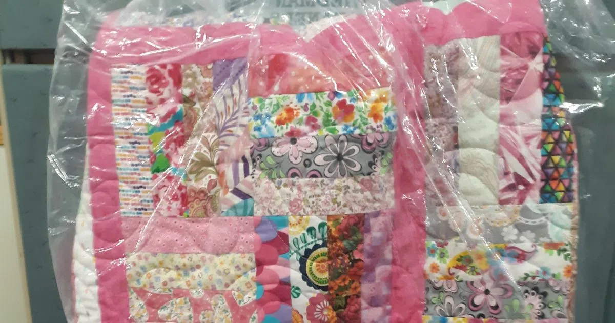 Winner Of Relay For Life Quilt Has Been Drawn Effingham Radio