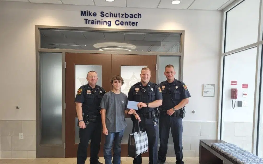 Effingham County 4H Donates To Effingham Police Department Effingham