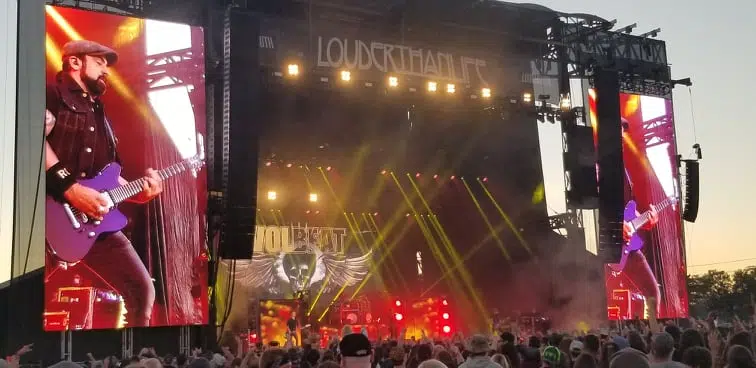 Louder Than Life Day 3: Volbeat, Falling In Reverse, Machine Gun Kelly |  Owensboro Radio