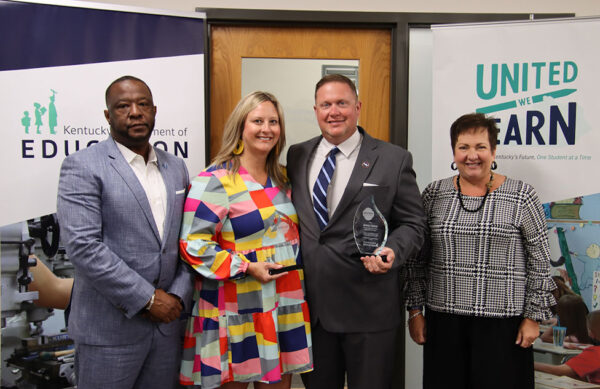 Owensboro Educator Honored With Award - Vimarsana News
